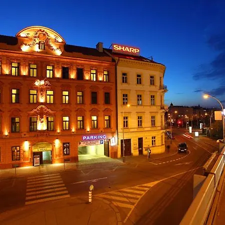 Elephant Design Hotel 4*